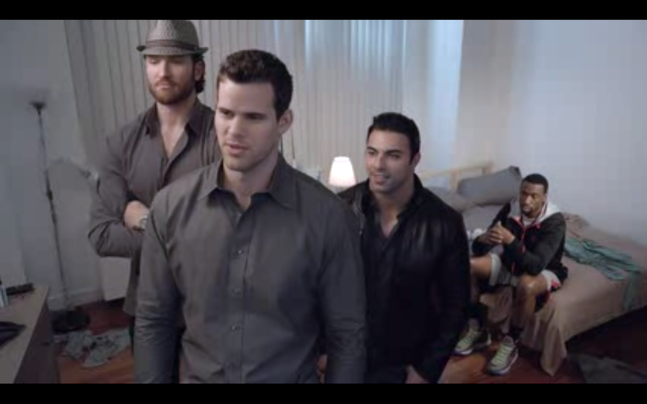 VIDEO: Kris Humphries’ Entourage is the Bobcats of Entourages